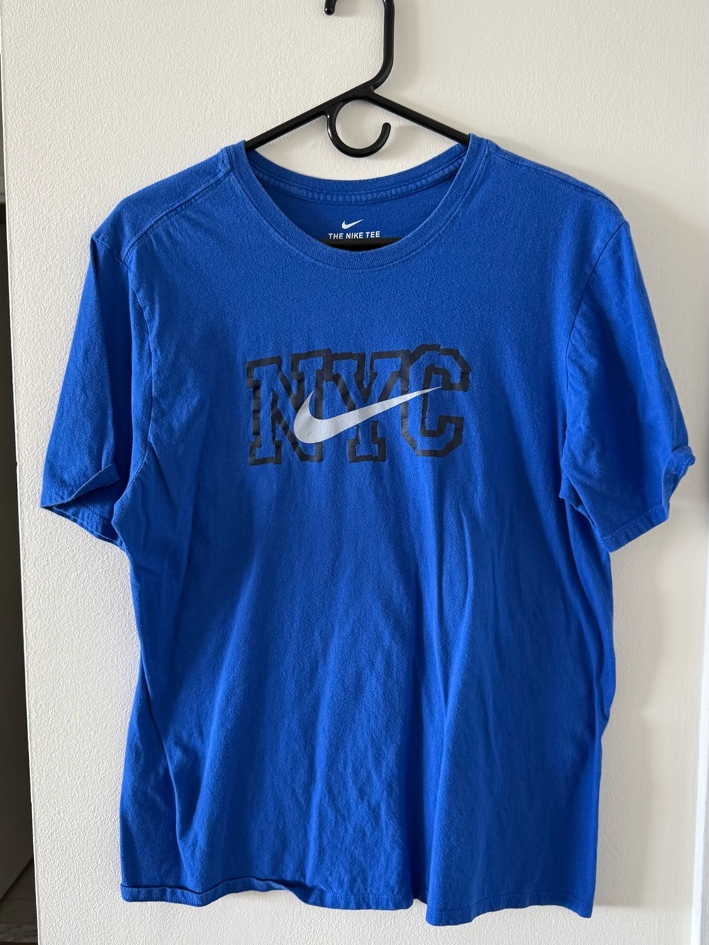 Nike Short-Sleeve NYC Logo Tee in Royal Blue